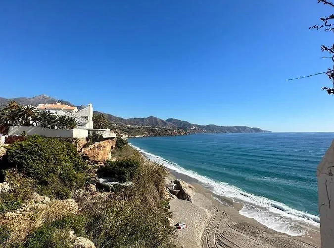 Tiyoweh アパート *