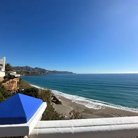 Tiyoweh Nerja