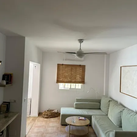 Tiyoweh Apartamento Nerja